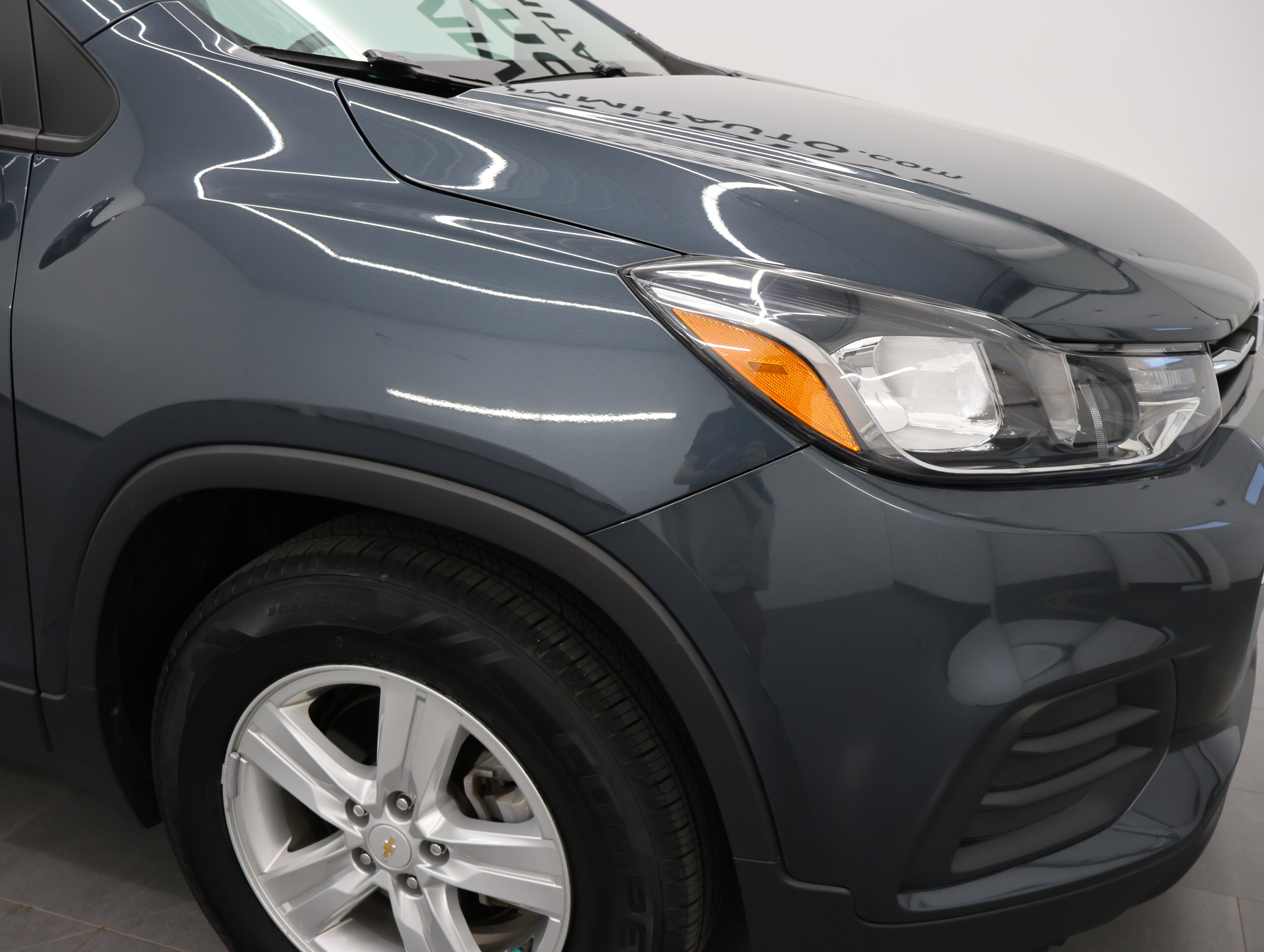 Used 2021 Chevrolet Trax LS w/ Tint and Cruise Package FWD image 21