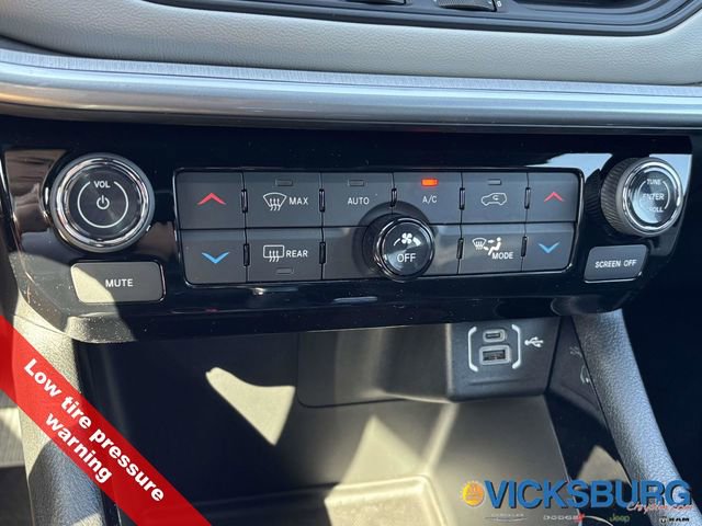 New 2026 Jeep Compass Limited image 26