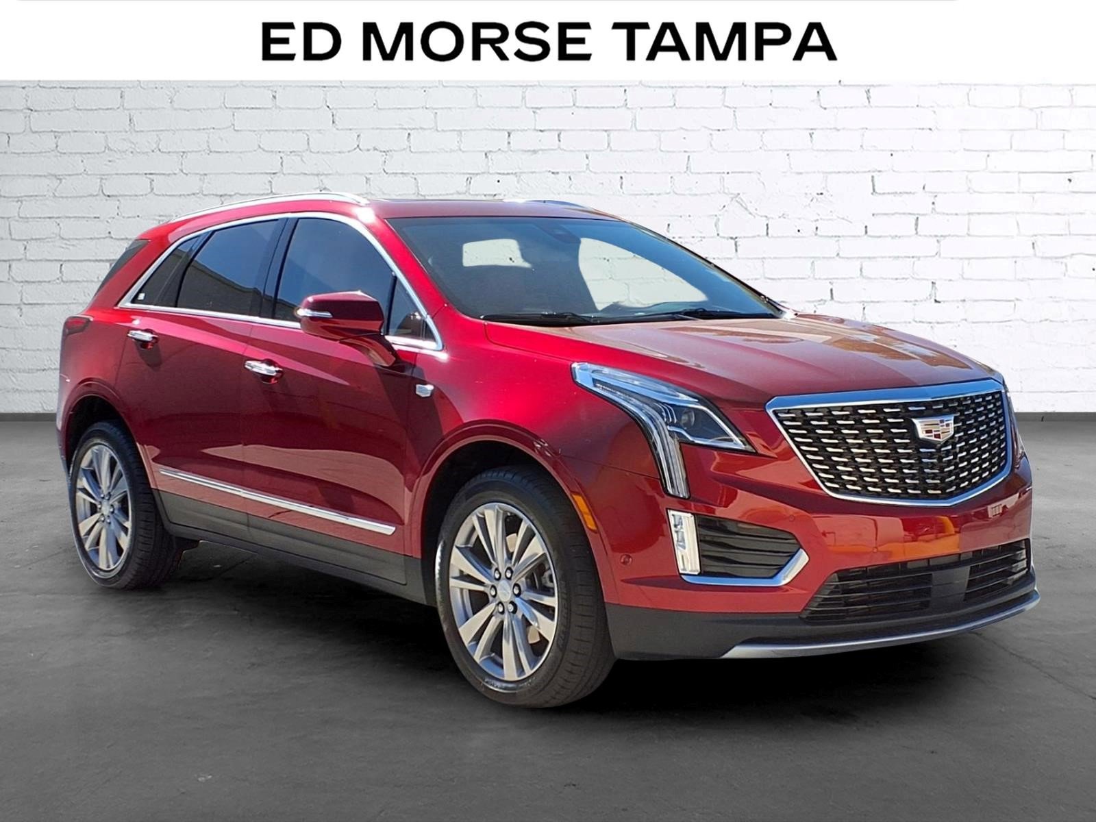 Certified 2024 Cadillac XT5 Premium Luxury w/ Technology Package image 5