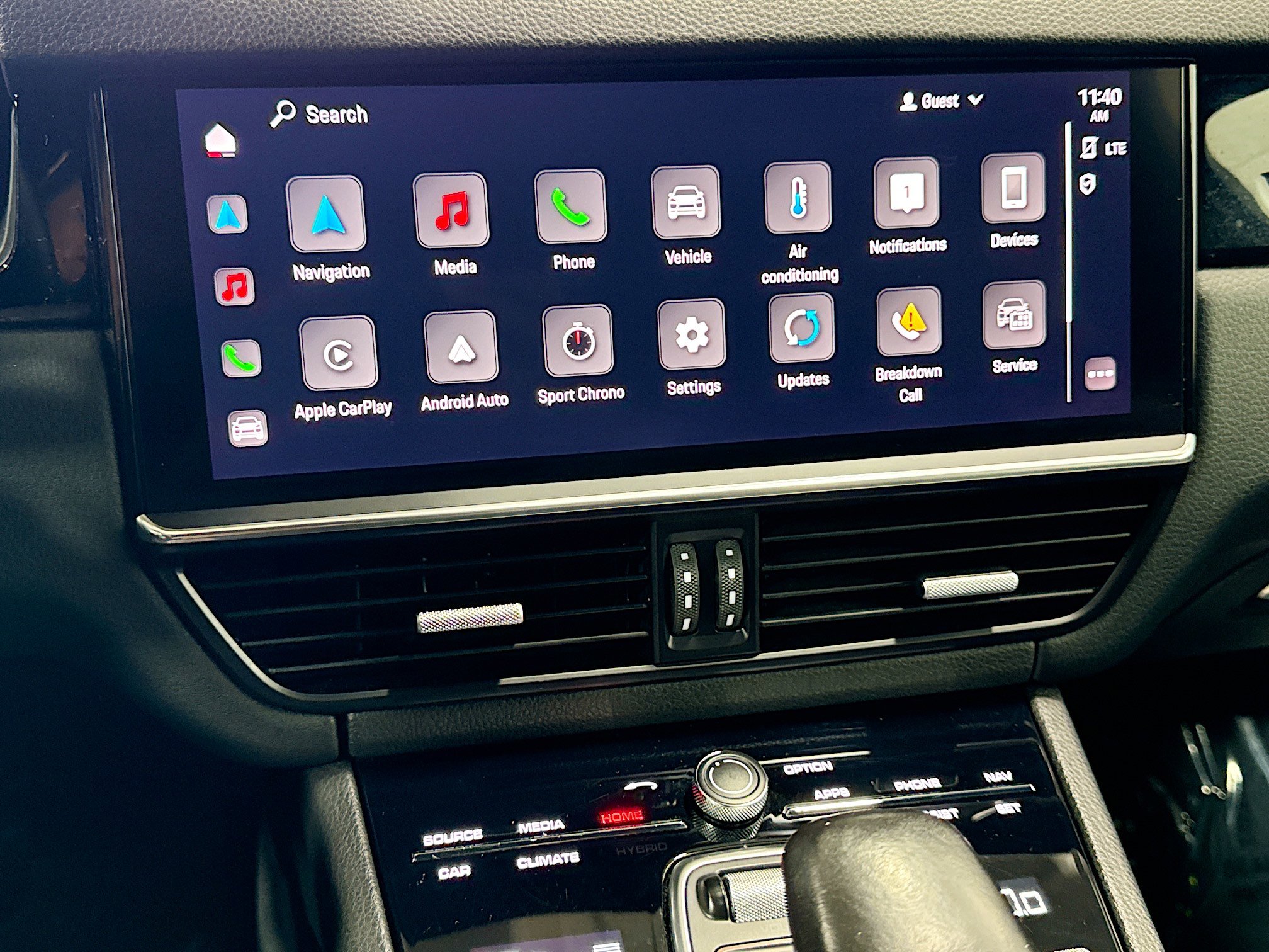 Certified 2022 Porsche Cayenne Coupe image 29