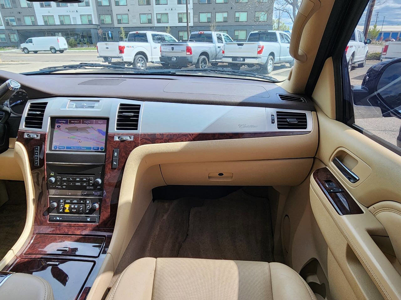 Used 2013 Cadillac Escalade Premium AWD/4WD image 18