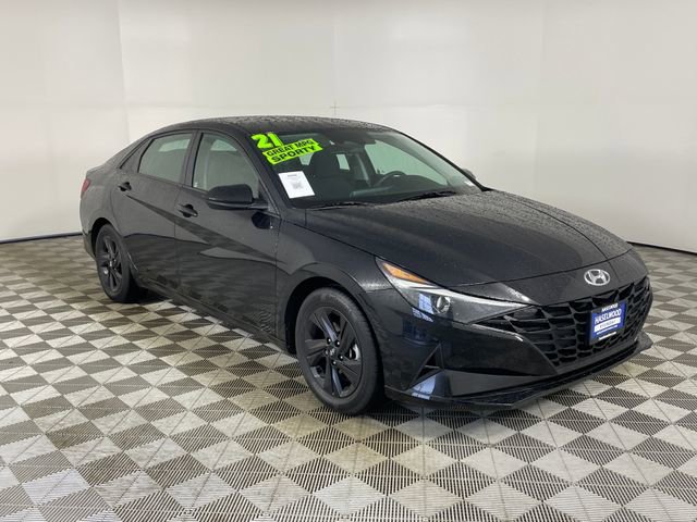 Certified 2021 Hyundai Elantra SEL image 24