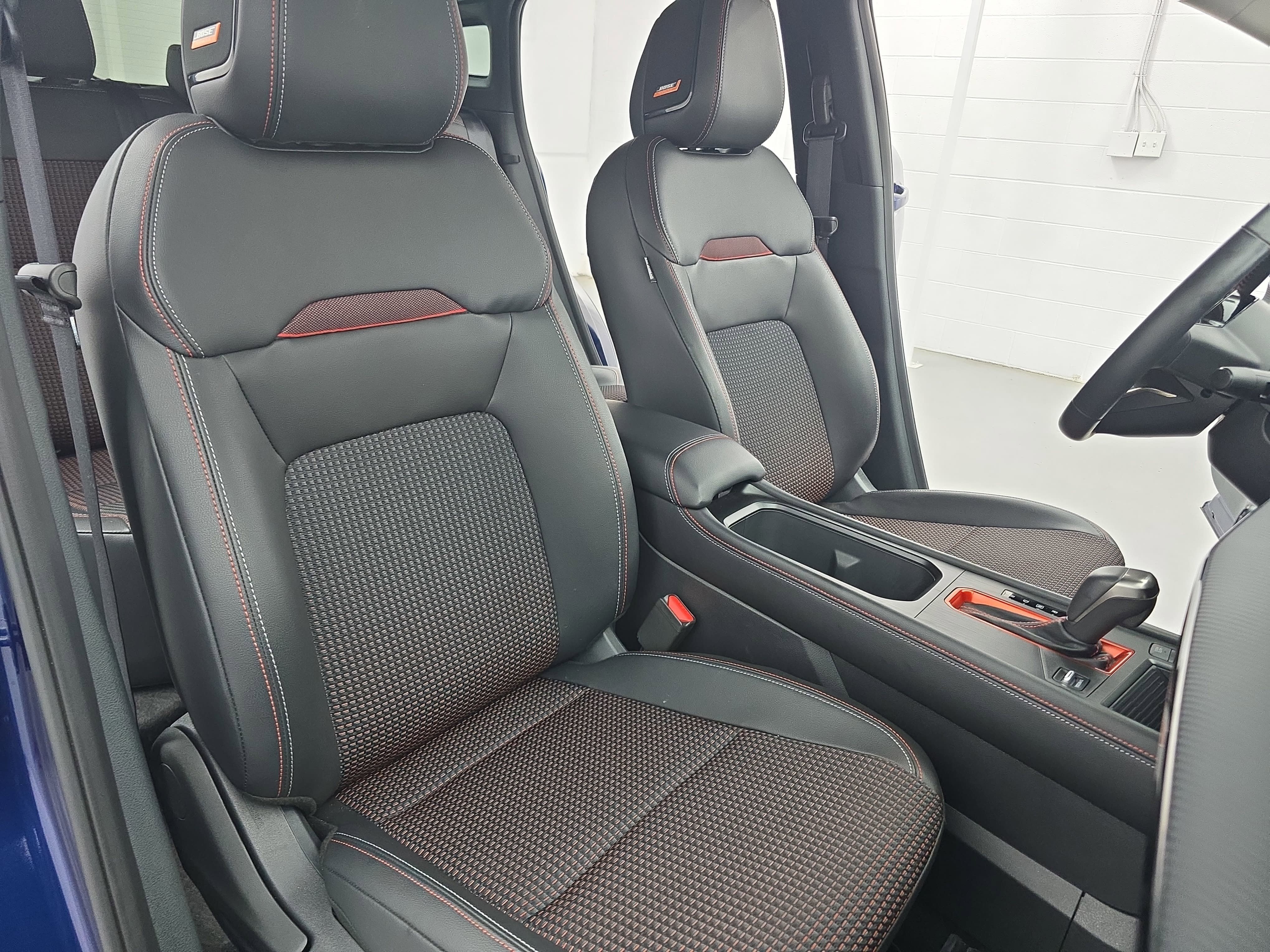Certified 2025 Nissan Kicks SR w/ SR Premium Package FWD image 10