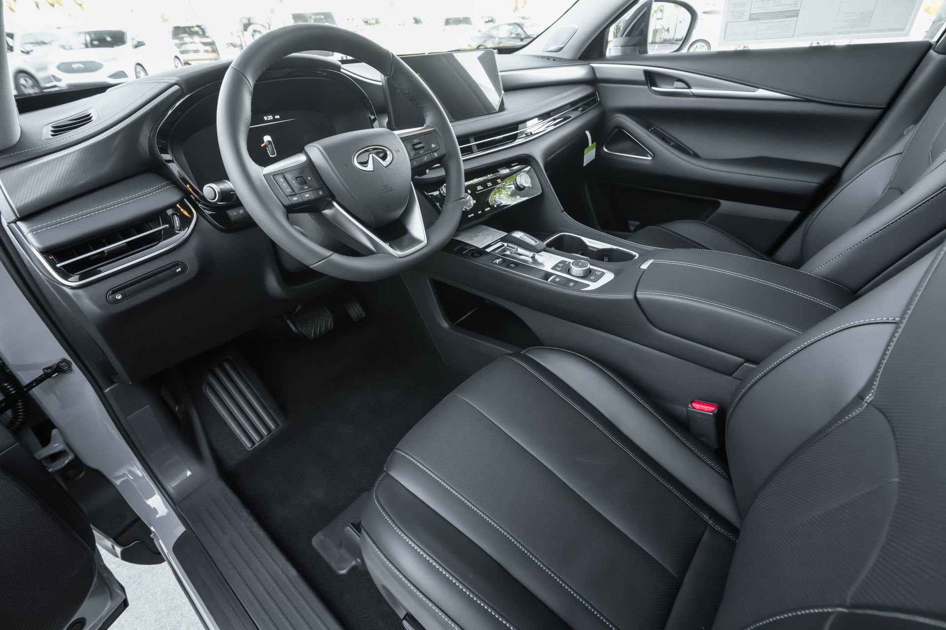 New 2026 INFINITI QX60 Luxe w/ Cargo Package image 5