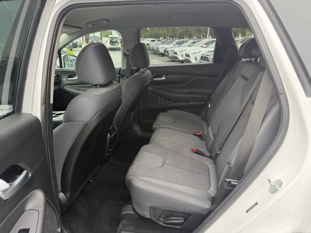Used 2023 Hyundai Santa Fe SEL FWD image 13