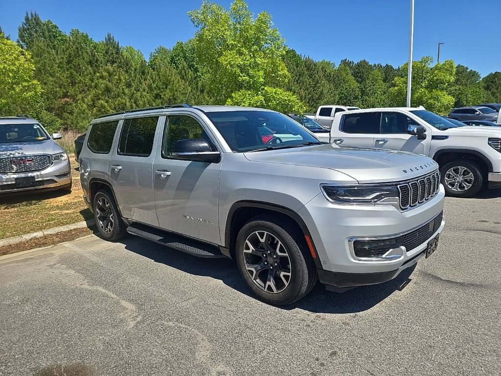 Used 2024 Jeep Wagoneer Series III AWD/4WD image 7