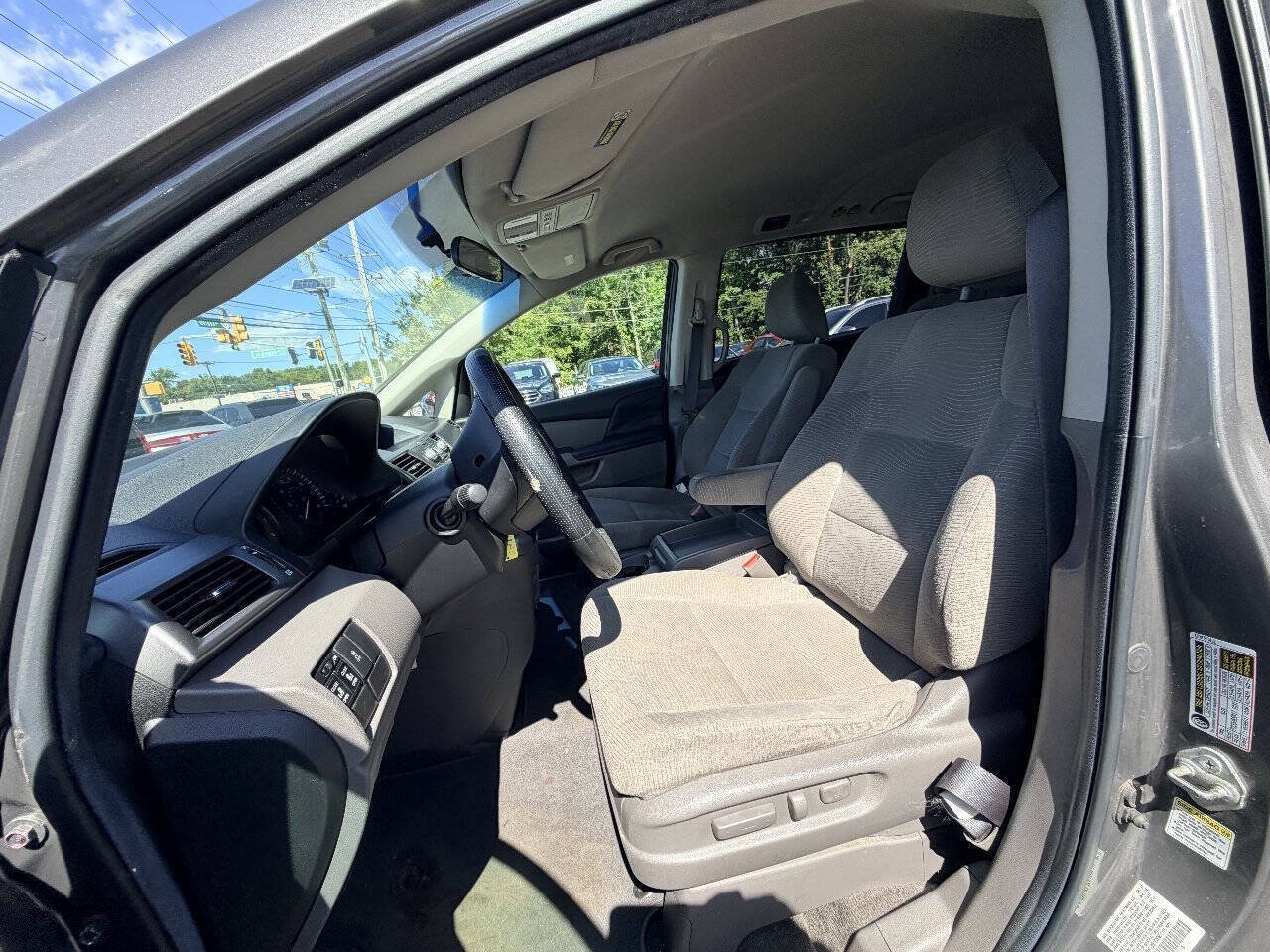 Used 2011 Honda Odyssey EX image 14