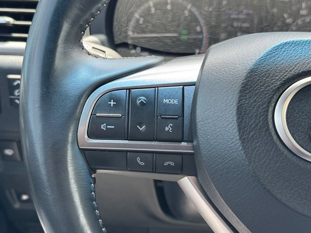 Used 2023 Lexus GX 460 Luxury w/ Sport Design Package AWD/4WD image 11
