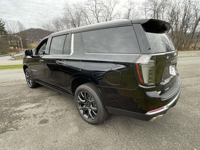 New 2026 Chevrolet Suburban High Country image 5