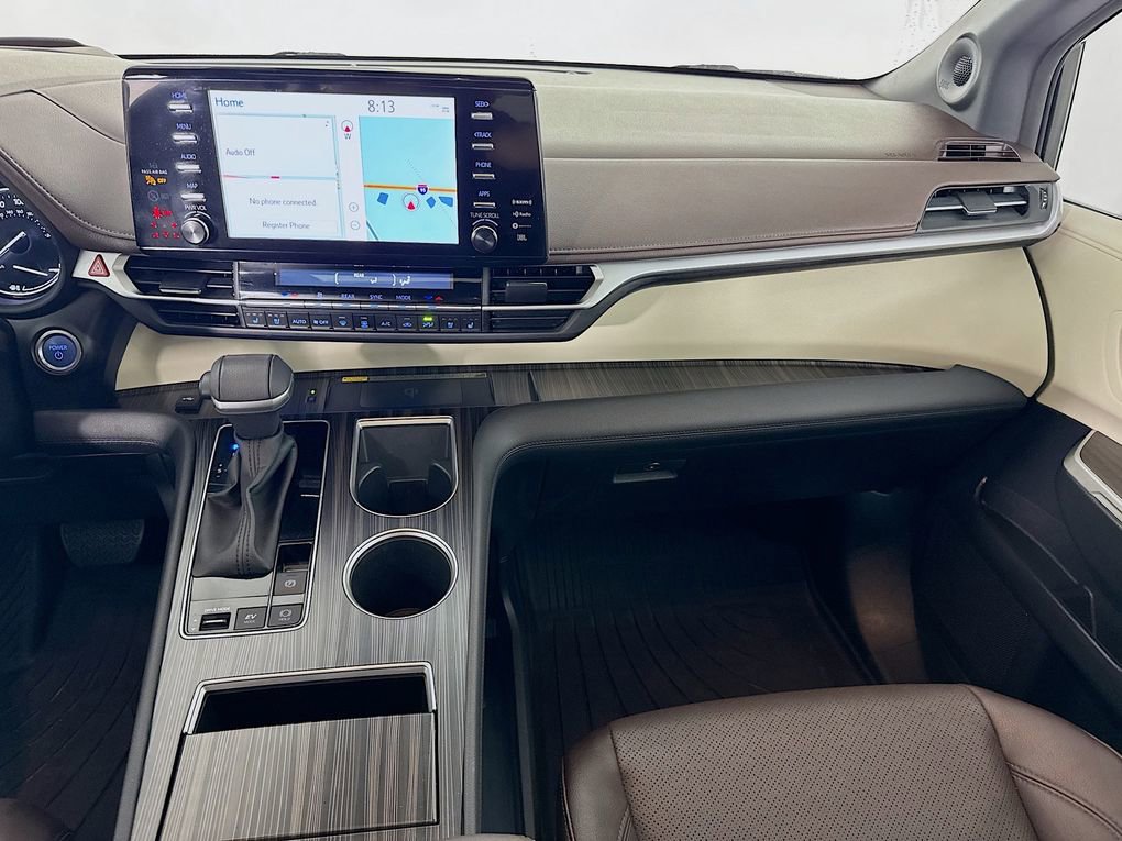 Used 2023 Toyota Sienna Platinum image 30
