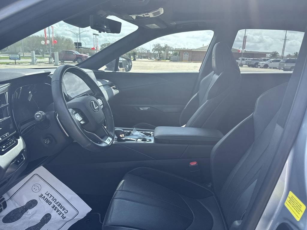 Used 2023 Lexus RX 500h F Sport image 13