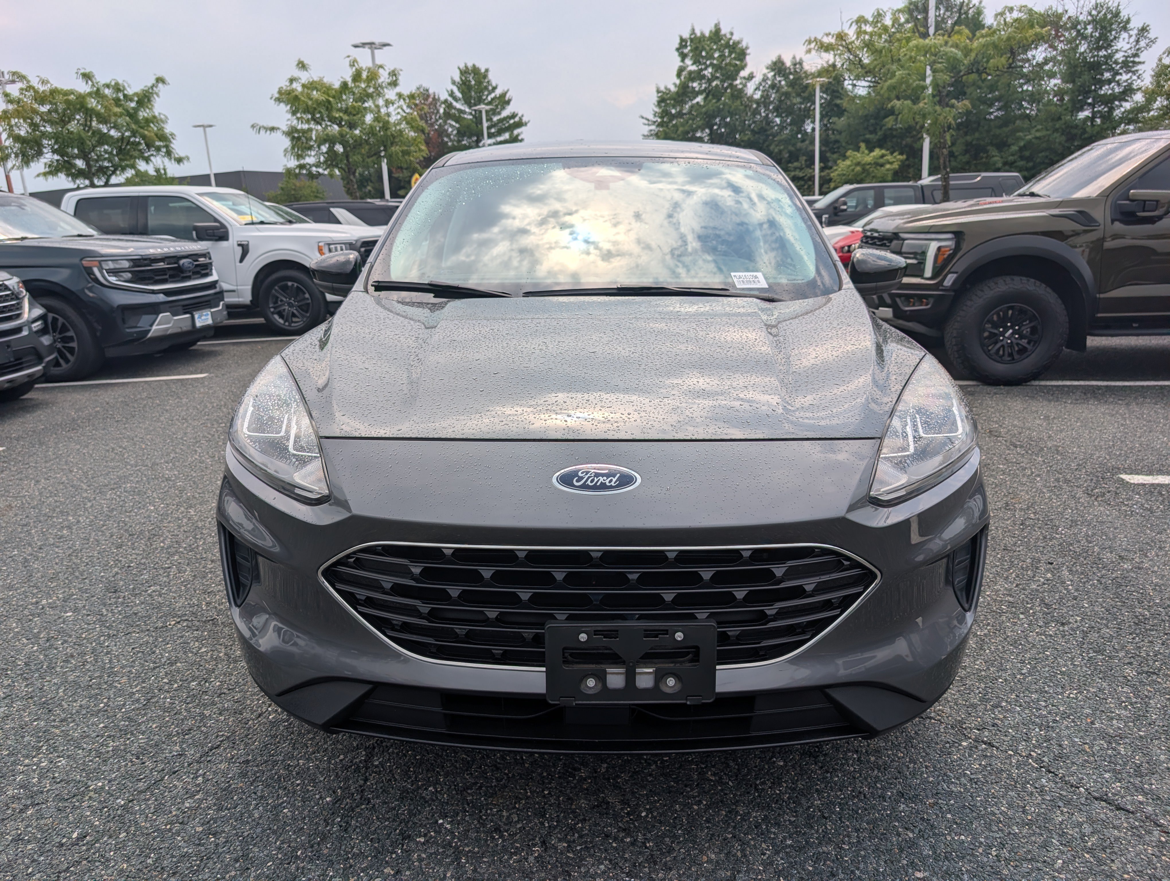 Certified 2021 Ford Escape SE w/ SE Sport Appearance Package AWD/4WD image 8