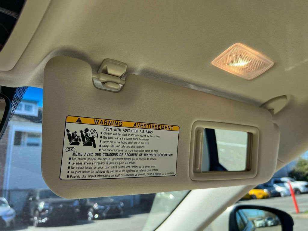 Used 2017 Lexus ES 350 w/ Navigation System Package image 35