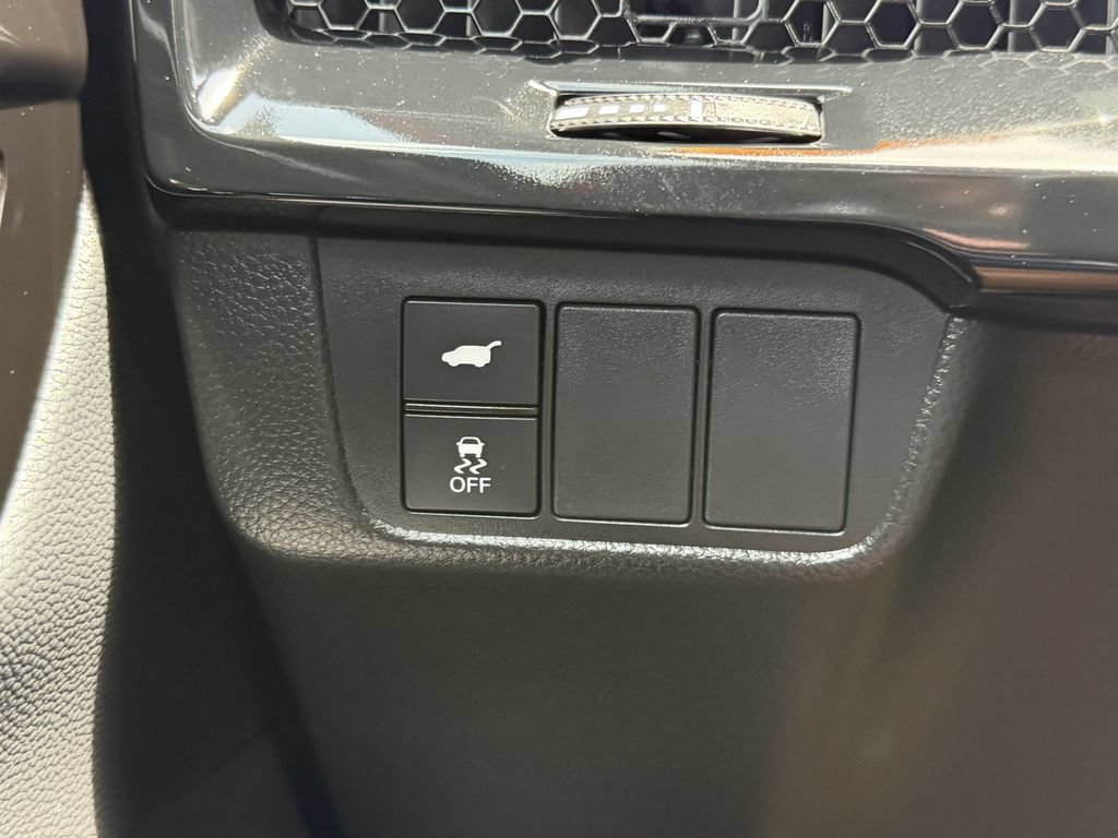 Used 2025 Honda CR-V Sport Touring image 27