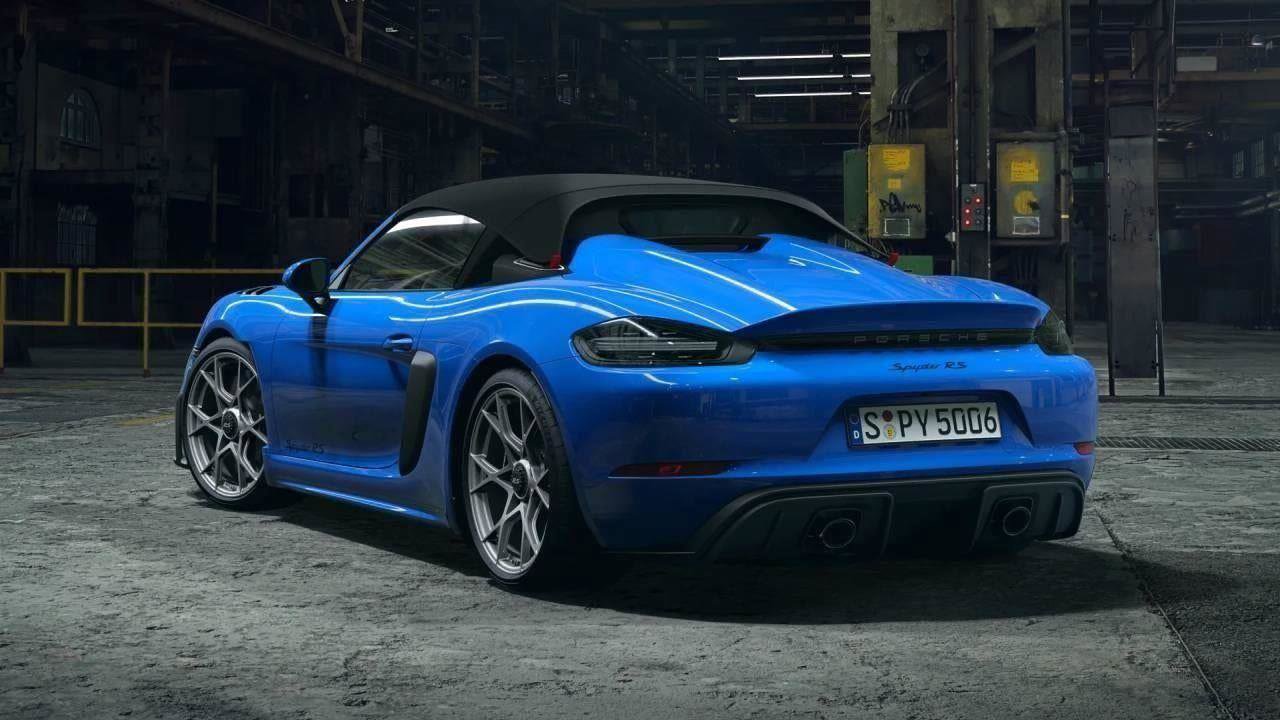 Certified 2024 Porsche 718 Boxster Spyder RS w/ Light Design Package image 93