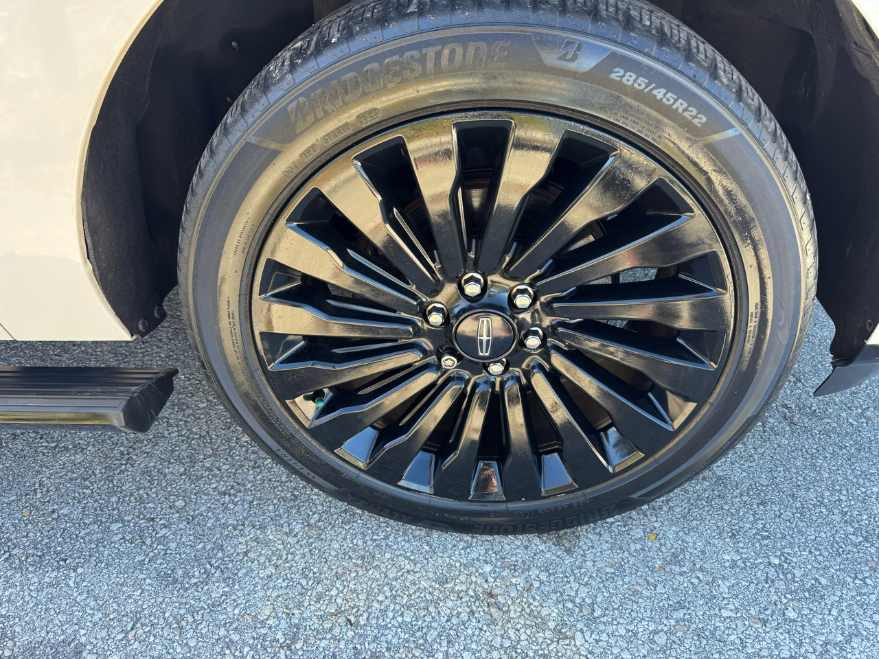 Used 2018 Lincoln Navigator Black Label w/ Cargo Package image 20