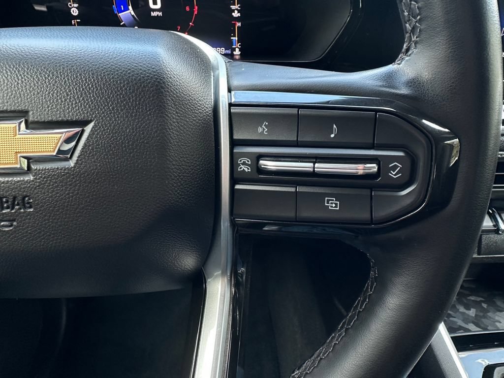 Used 2023 Chevrolet Colorado LT RWD image 16