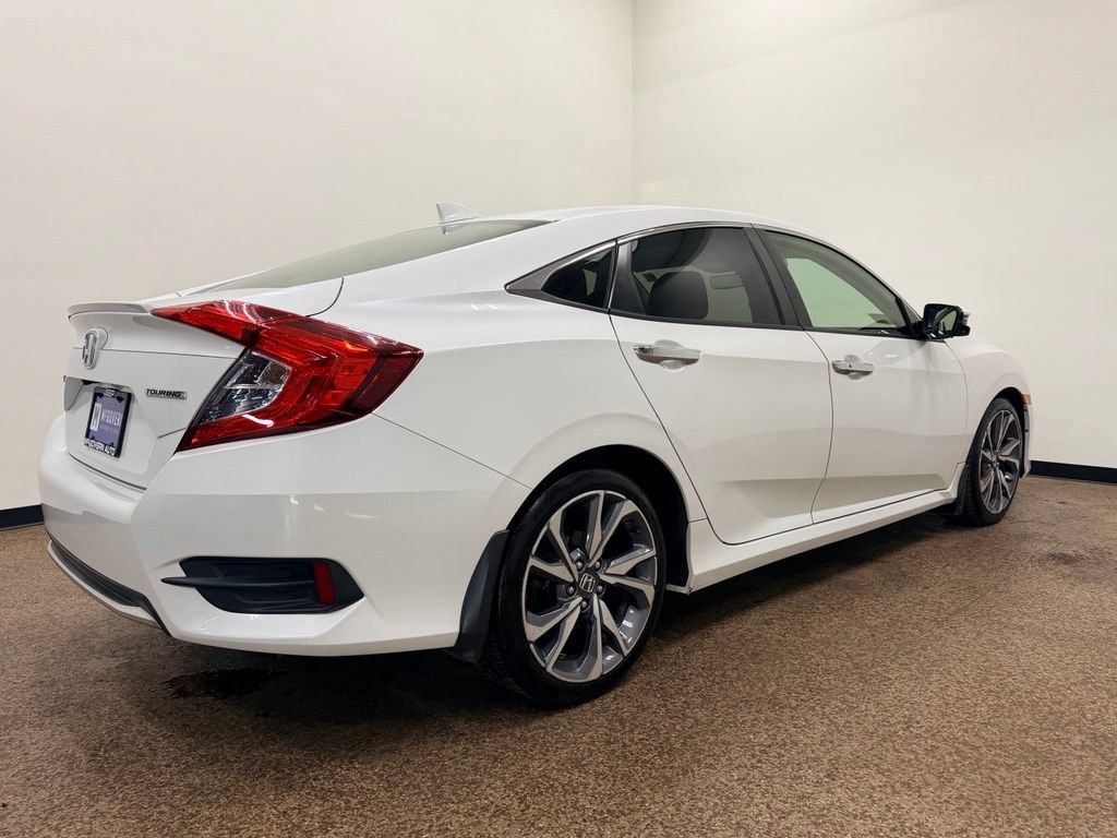 Used 2019 Honda Civic Touring image 6