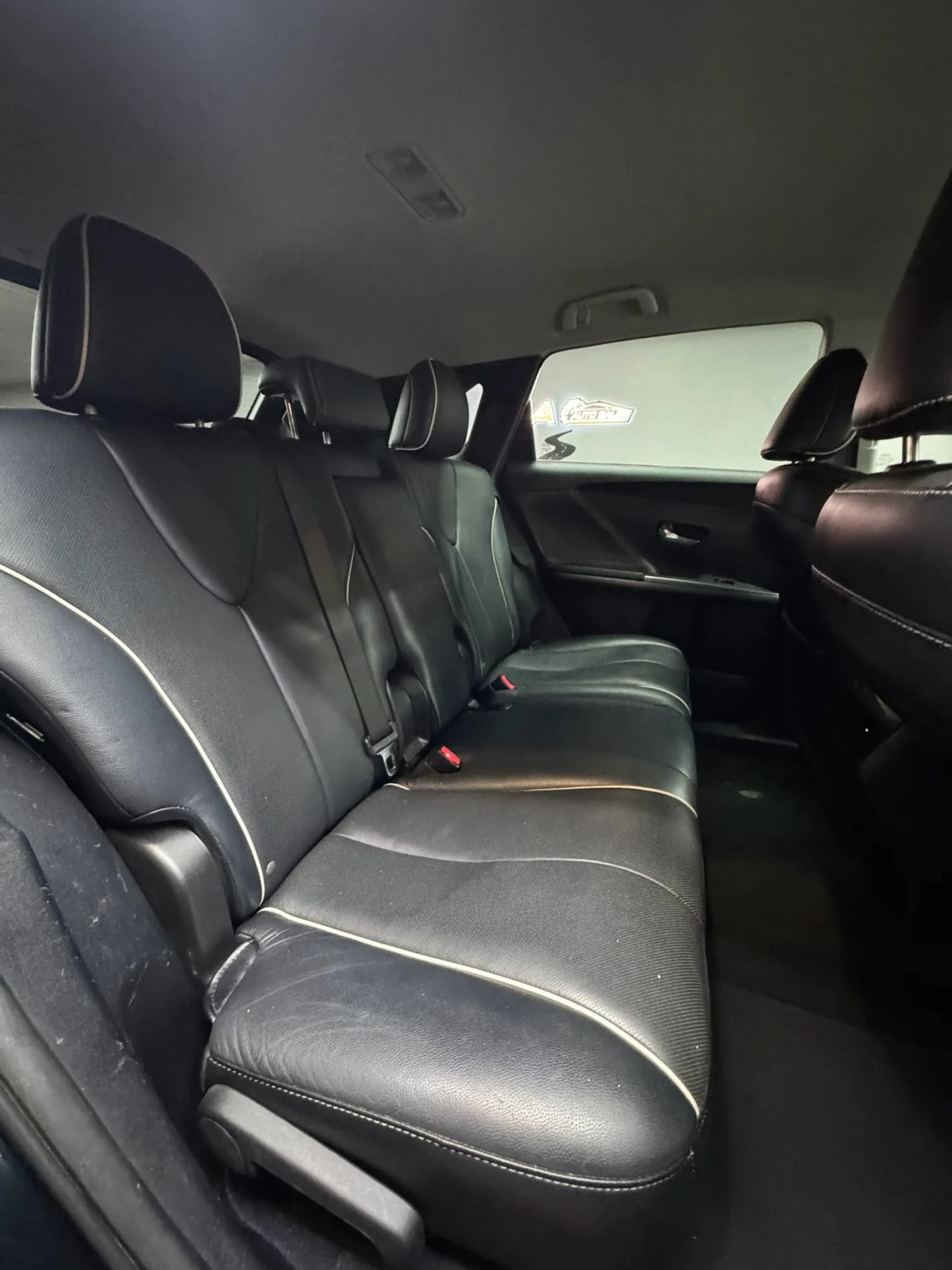 Used 2015 Toyota Venza XLE FWD image 28