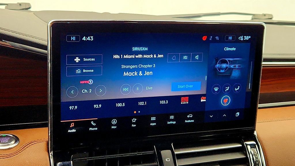 Used 2024 Lincoln Navigator Reserve AWD/4WD image 18