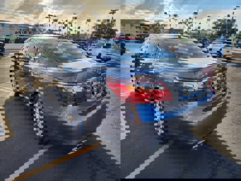 Used 2012 Lexus LS 460 AWD w/ Comfort Pkg image 5