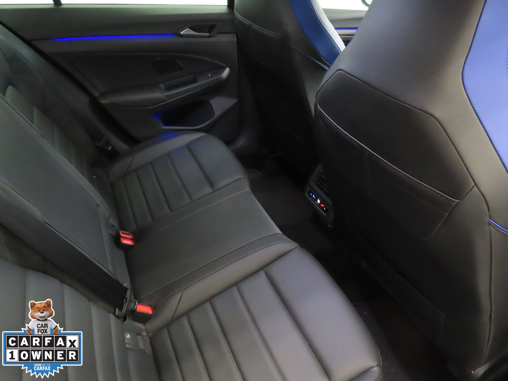 Certified 2023 Volkswagen Golf R image 26