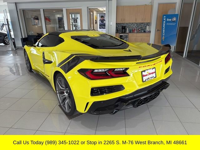 Used 2024 Chevrolet Corvette Z06 image 10
