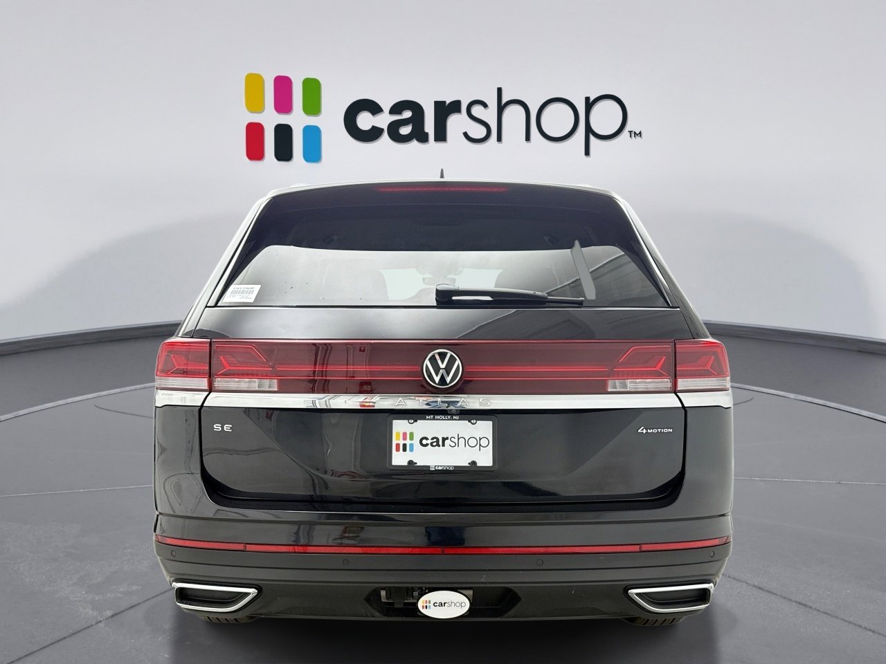 Used 2024 Volkswagen Atlas SE image 4