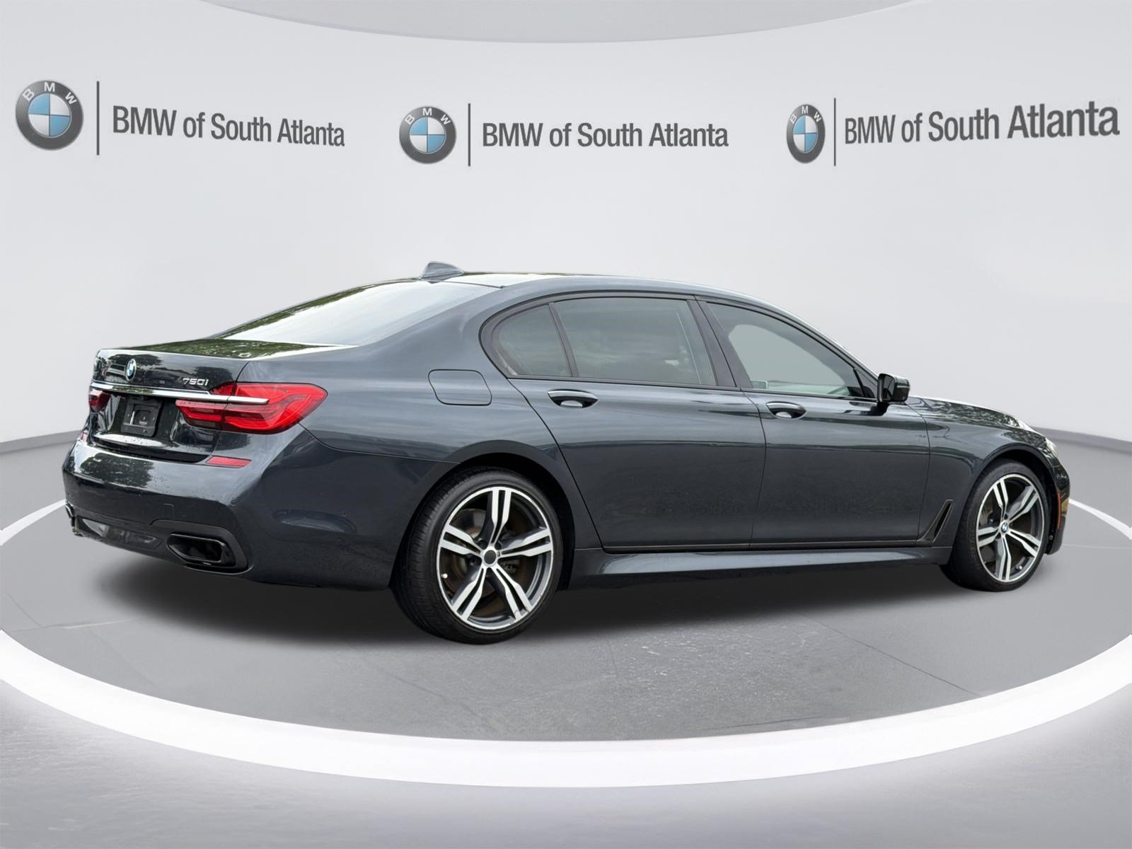 Used 2016 BMW 750i xDrive AWD/4WD image 28