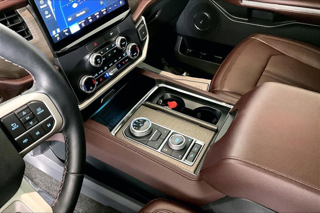 Used 2022 Ford Expedition Max Limited image 17