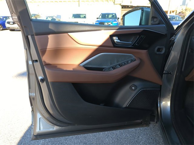 Used 2023 Acura MDX FWD w/ Technology Package image 17