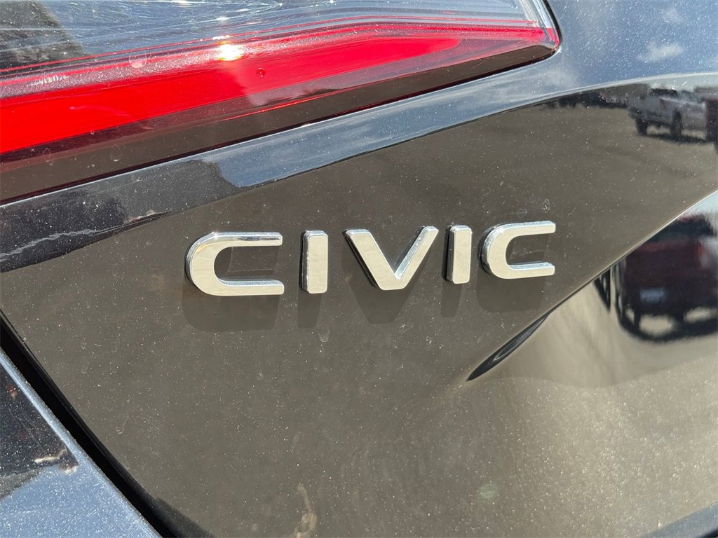 Used 2022 Honda Civic Sport Touring image 10