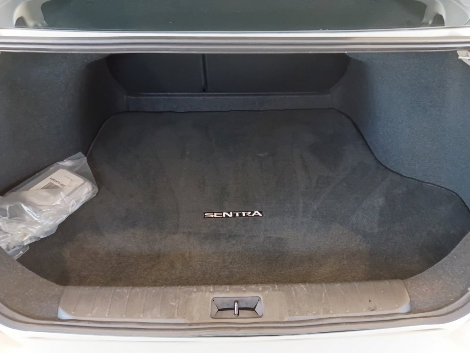 Used 2023 Nissan Sentra S FWD image 15