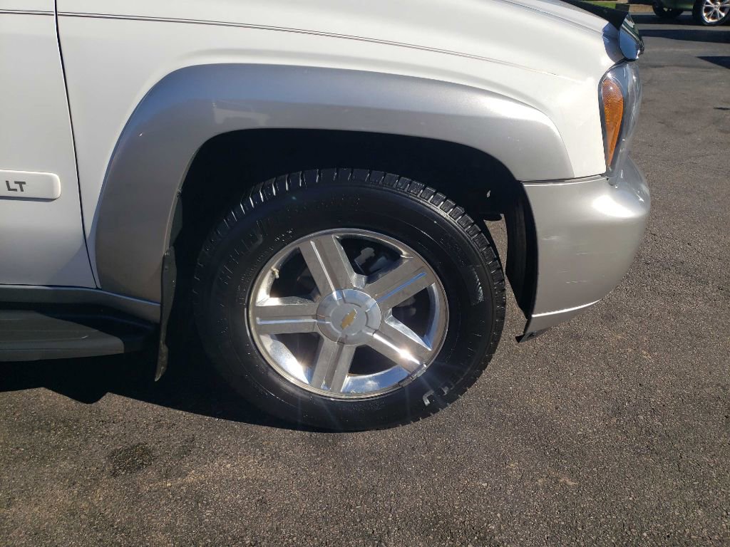 Used 2008 Chevrolet TrailBlazer LT image 36