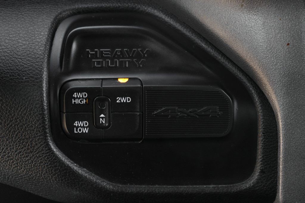 Used 2021 RAM 3500 Big Horn image 32