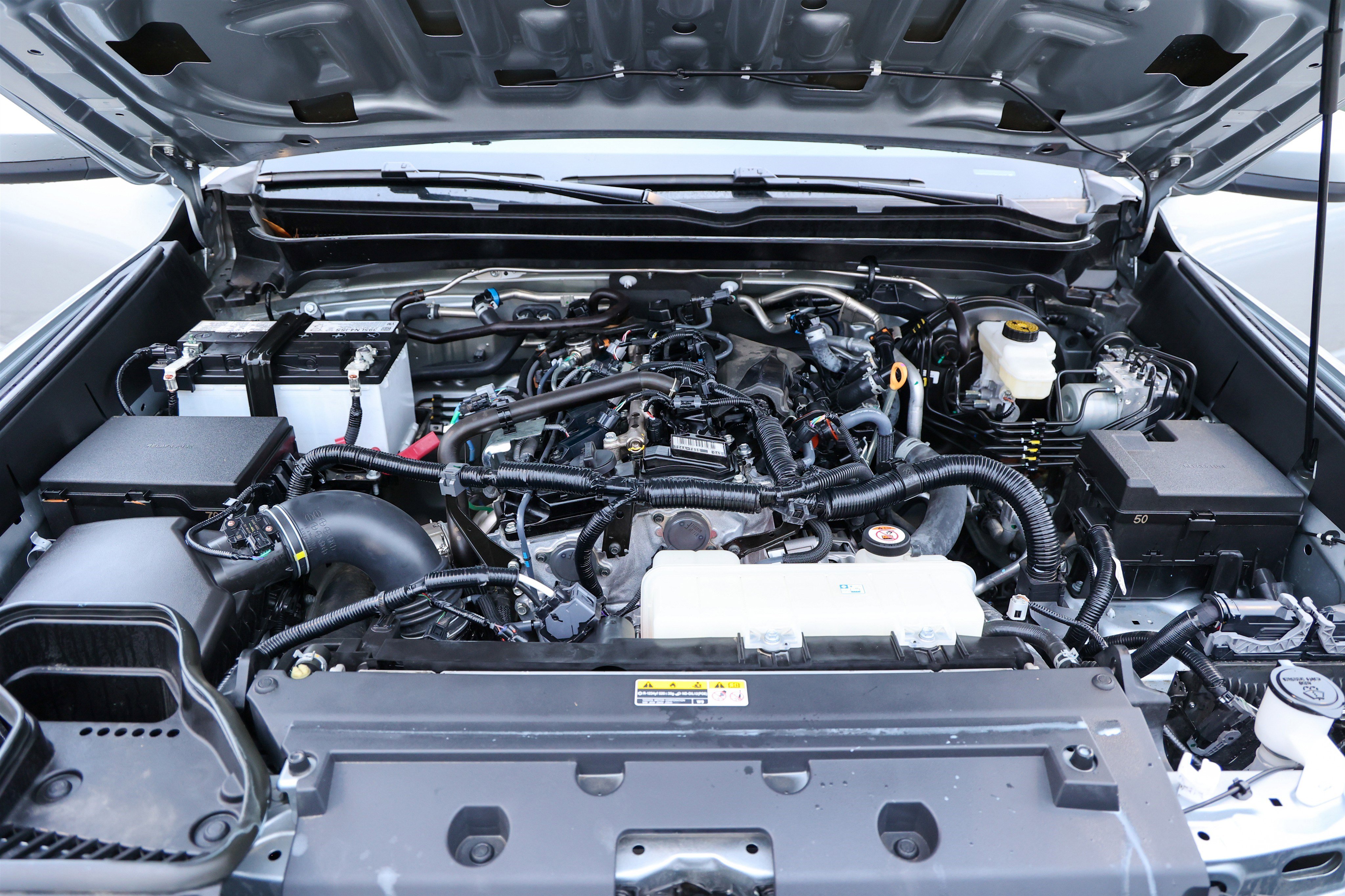 Certified 2025 Toyota Tacoma SR5 image 15