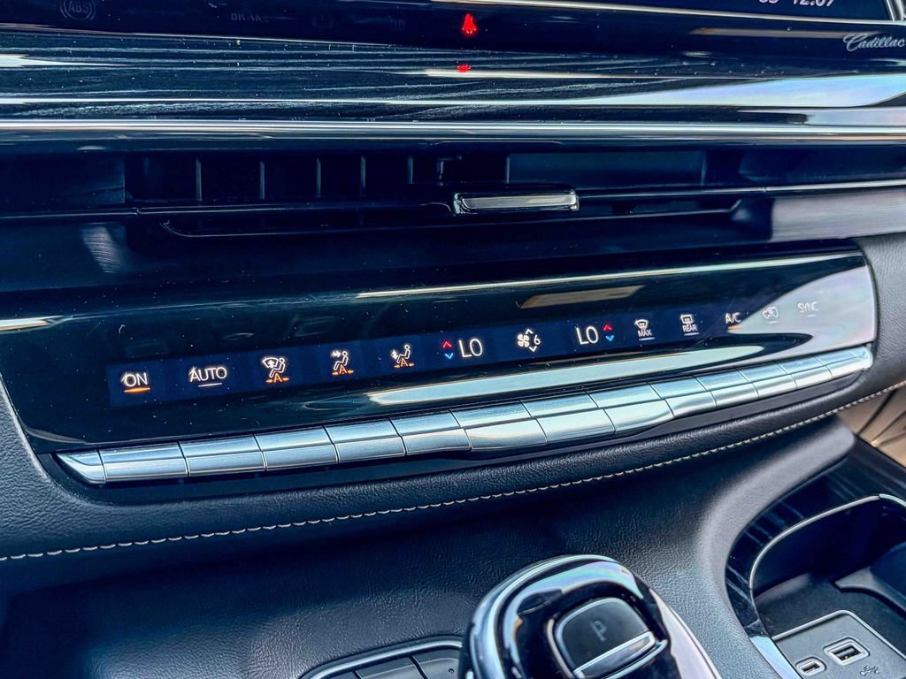 Certified 2022 Cadillac Escalade Sport AWD/4WD image 27