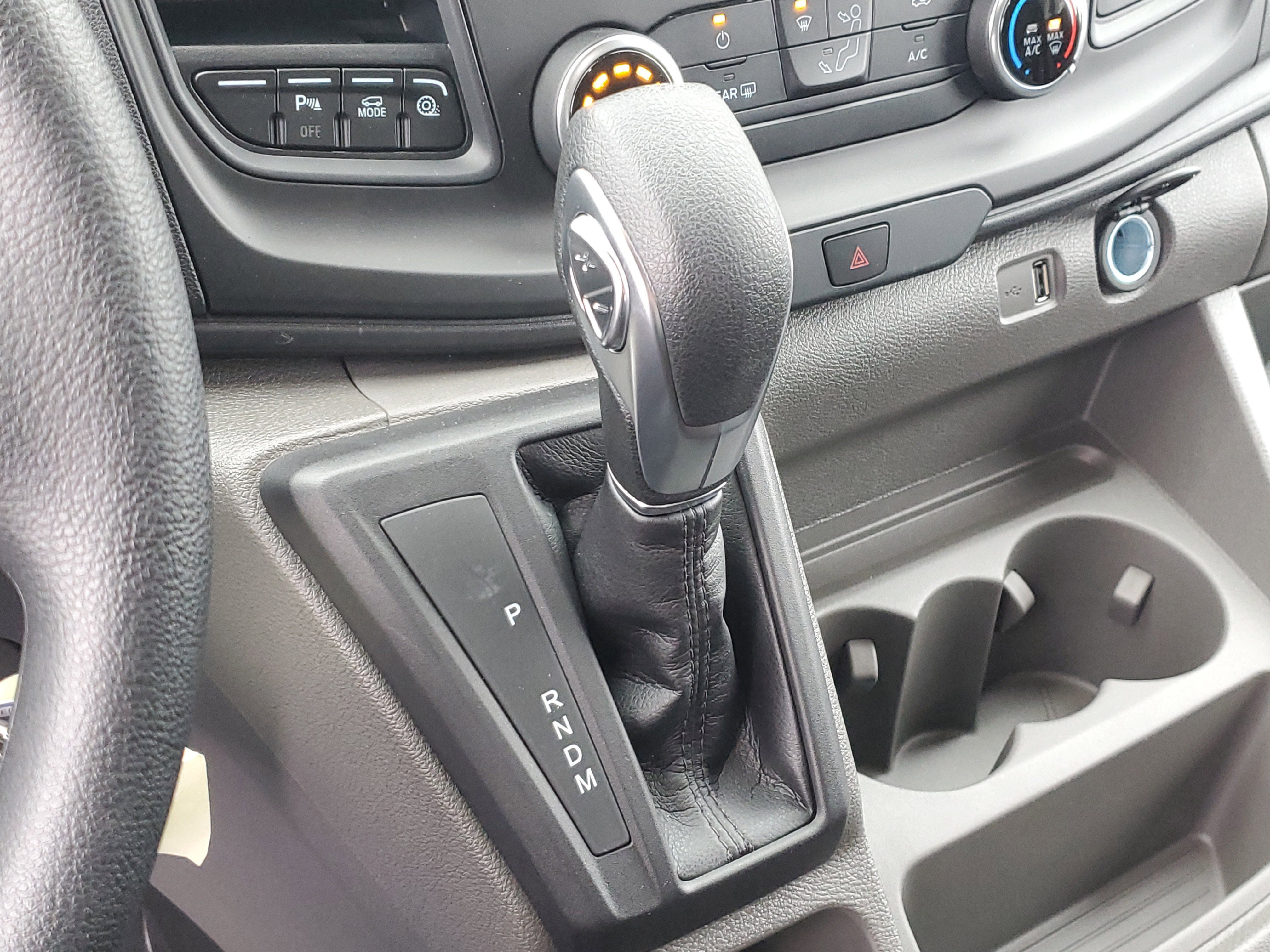 New 2024 Ford Transit 250 148 Medium Roof image 30