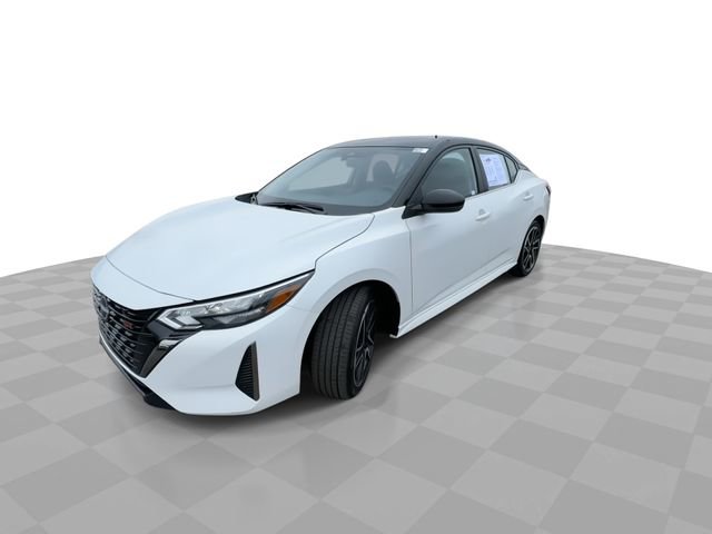 Used 2025 Nissan Sentra SR image 4