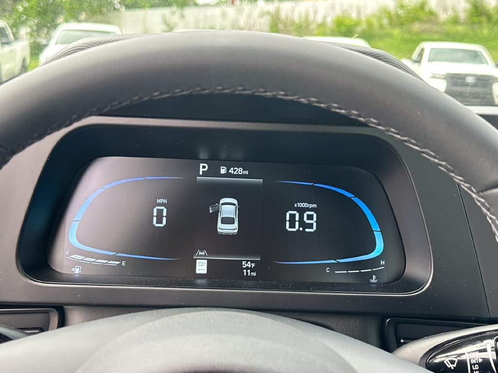 Used 2026 Hyundai Elantra Sport FWD image 18