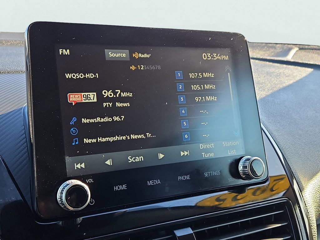 Used 2025 Mitsubishi Eclipse Cross LE image 23