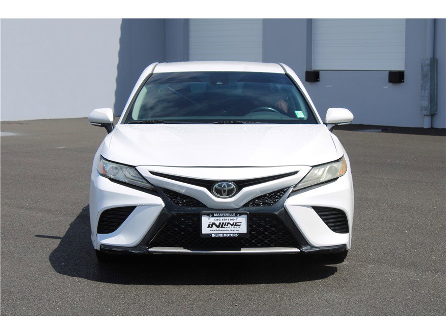 Used 2019 Toyota Camry XSE FWD image 4