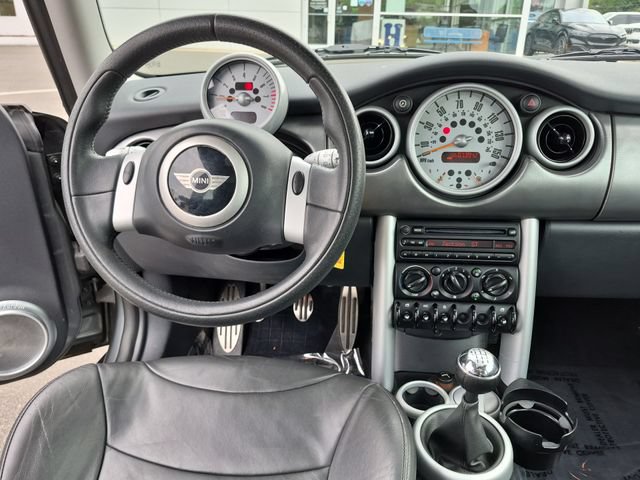 Used 2004 MINI Cooper S FWD image 30
