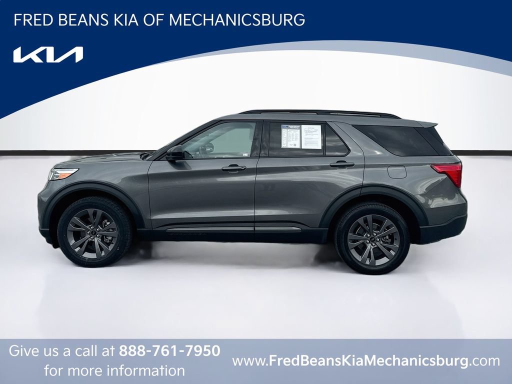 Used 2023 Ford Explorer XLT w/ Equipment Group 202A AWD/4WD image 4