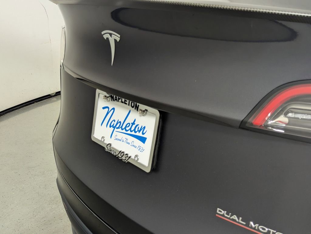 Used 2024 Tesla Model Y Performance image 9