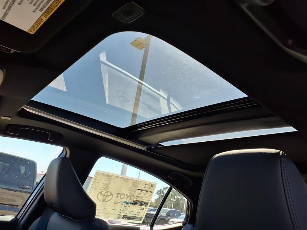 Used 2026 Toyota Camry XSE FWD image 11