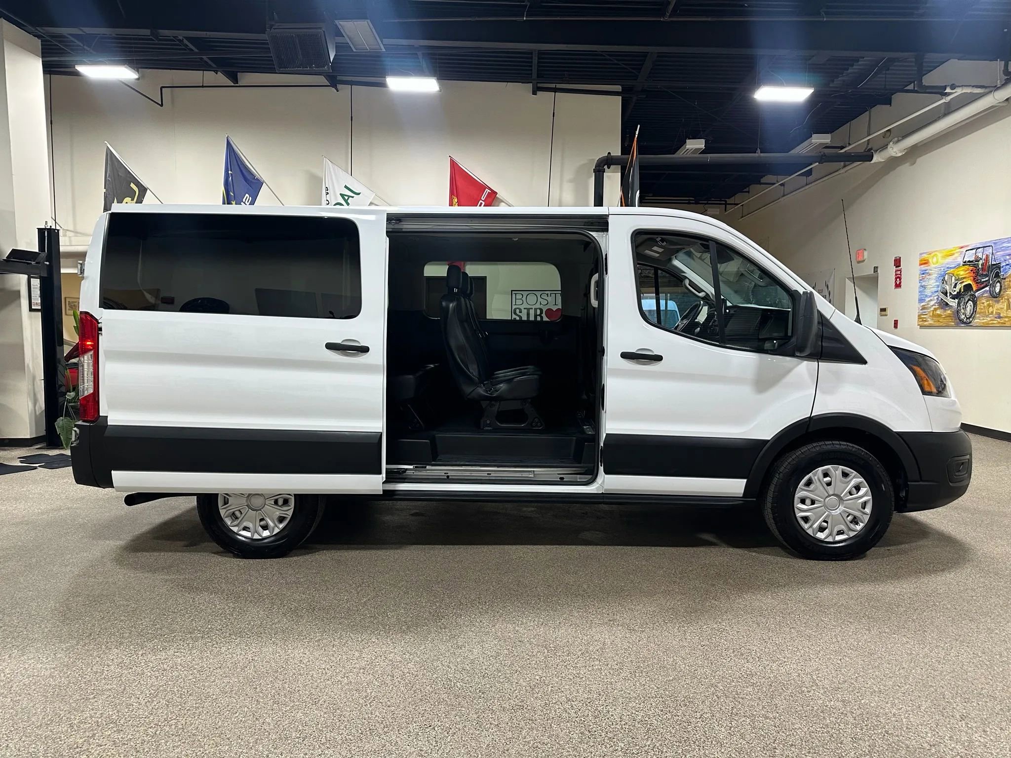 Used 2020 Ford Transit 150 XL RWD image 14