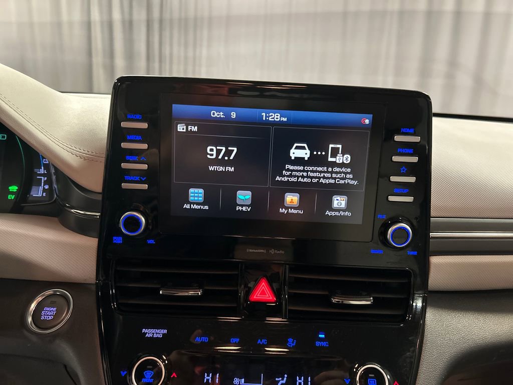 Used 2020 Hyundai Ioniq SEL image 15