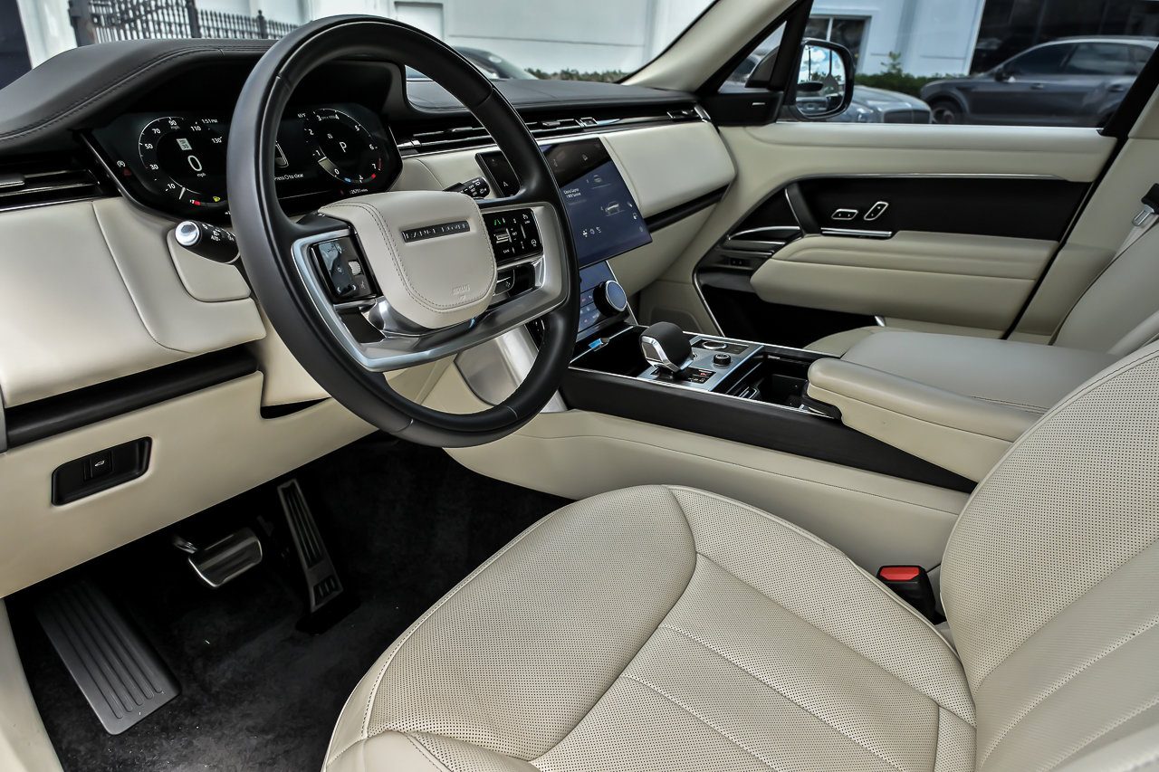 Used 2023 Land Rover Range Rover SE AWD/4WD image 26