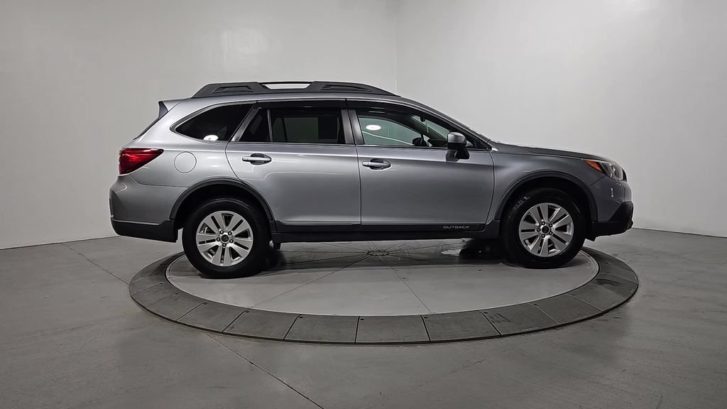 Used 2015 Subaru Outback 2.5i Premium AWD/4WD image 7